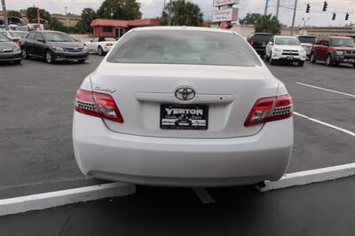 2011 Toyota Camry   - Photo 6 - Lakeland, FL 33801