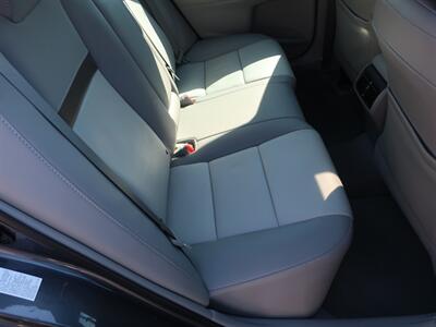 2012 Toyota Camry XLE - Photo 29 - Lakeland, FL 33801