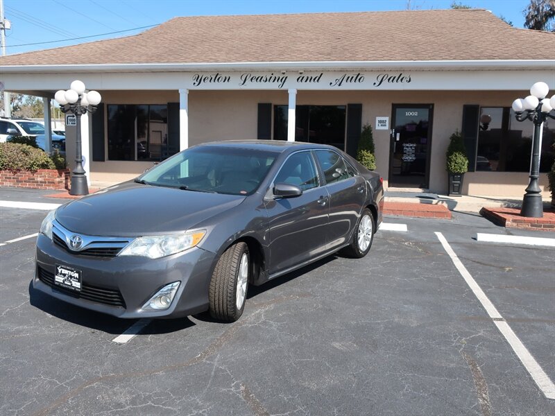 2012 Toyota Camry XLE   - Photo 1 - Lakeland, FL 33801
