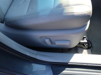 2012 Toyota Camry XLE - Photo 28 - Lakeland, FL 33801