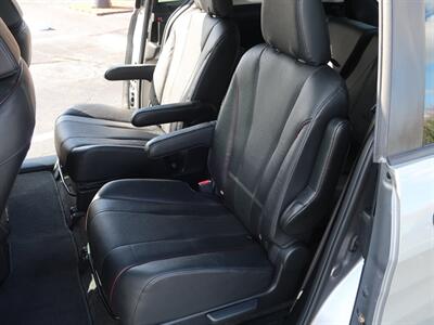 2014 Mazda Mazda5 Grand Touring - Photo 25 - Lakeland, FL 33801