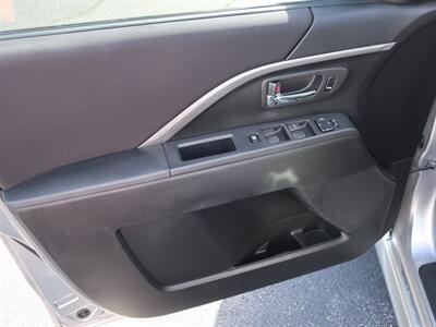 2014 Mazda Mazda5 Grand Touring - Photo 10 - Lakeland, FL 33801