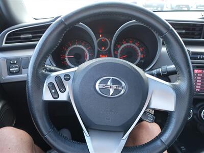 2014 Scion tC   - Photo 12 - Lakeland, FL 33801