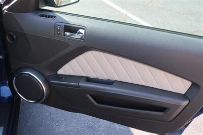 2012 Ford Mustang V6 Premium   - Photo 24 - Lakeland, FL 33801