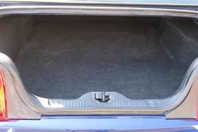 2012 Ford Mustang V6 Premium   - Photo 27 - Lakeland, FL 33801