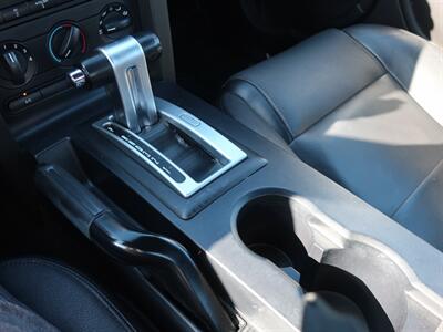 2006 Ford Mustang V6 Premium - Photo 18 - Lakeland, FL 33801