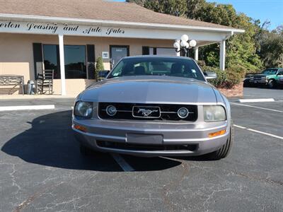 2006 Ford Mustang V6 Premium - Photo 2 - Lakeland, FL 33801