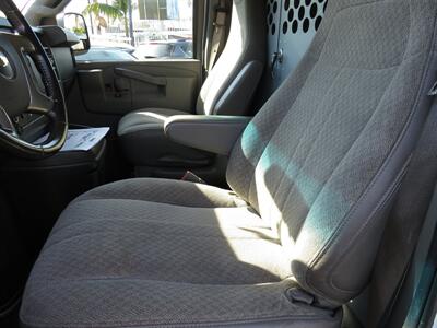 2018 Chevrolet Express Cargo 2500  1-Owner  Low Miles - Photo 16 - Los Angeles, CA 90019