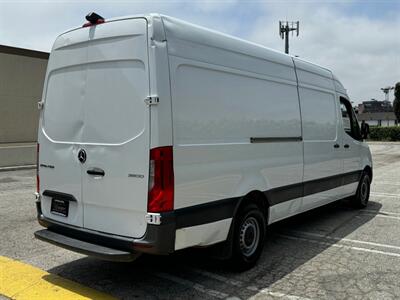 2021 Mercedes-Benz Sprinter 2500   - Photo 5 - Los Angeles, CA 90019