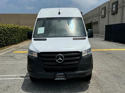 2021 Mercedes-Benz Sprinter 2500   - Photo 2 - Los Angeles, CA 90019