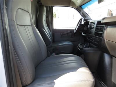 2019 Chevrolet Express Cargo 2500  1-Owner  Low Miles - Photo 26 - Los Angeles, CA 90019