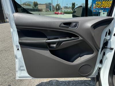 2020 Ford Transit Connect XL   - Photo 12 - Los Angeles, CA 90019