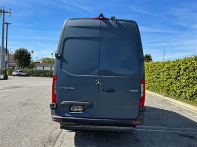 2019 Mercedes-Benz Sprinter 2500  High Roof Extended 170 " WB - Photo 6 - Los Angeles, CA 90019