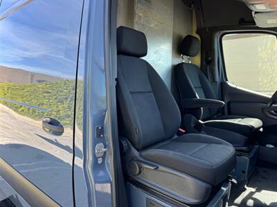 2019 Mercedes-Benz Sprinter 2500  High Roof Extended 170 " WB - Photo 11 - Los Angeles, CA 90019