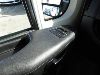 2021 RAM ProMaster Cargo 2500 159 WB  1-Owner  Low Miles - Photo 14 - Los Angeles, CA 90019