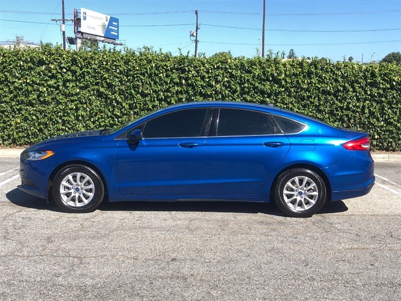 2017 Ford Fusion S photo