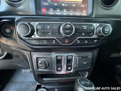 2021 Jeep Wrangler Freedom   - Photo 17 - Macomb, IL 61455