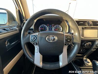 2018 Toyota 4Runner SR5   - Photo 16 - Macomb, IL 61455