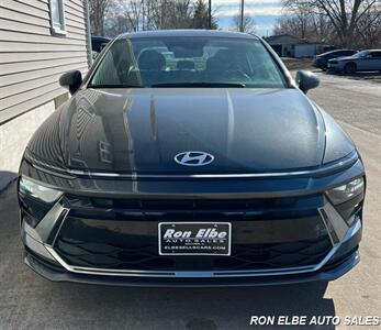 2025 Hyundai SONATA SEL   - Photo 6 - Macomb, IL 61455