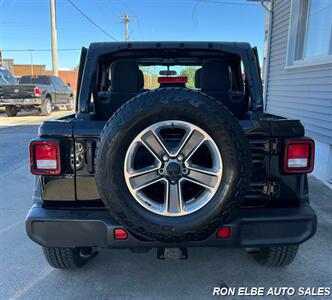 2021 Jeep Wrangler Unlimited Sahara   - Photo 8 - Macomb, IL 61455