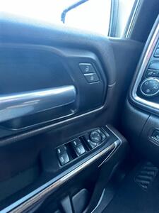 2021 Chevrolet Silverado 1500 LT   - Photo 18 - Macomb, IL 61455