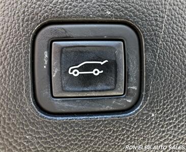 2023 Buick Enclave Essence   - Photo 16 - Macomb, IL 61455