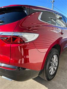 2023 Buick Enclave Essence   - Photo 8 - Macomb, IL 61455