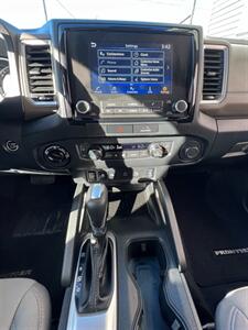 2023 Nissan Frontier SV   - Photo 24 - Macomb, IL 61455