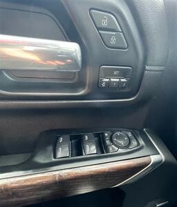 2020 GMC Sierra 2500HD Denali - Photo 22 - Macomb, IL 61455