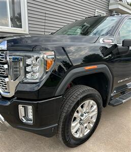 2020 GMC Sierra 2500HD Denali - Photo 6 - Macomb, IL 61455