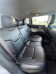 2022 Jeep Compass Limited   - Photo 12 - Macomb, IL 61455