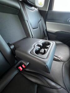 2022 Jeep Compass Limited   - Photo 13 - Macomb, IL 61455