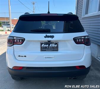 2022 Jeep Compass Altitude   - Photo 9 - Macomb, IL 61455