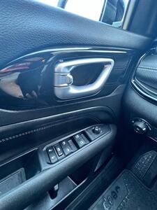 2022 Jeep Compass Altitude   - Photo 19 - Macomb, IL 61455