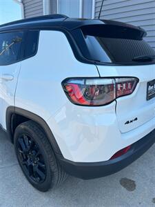 2022 Jeep Compass Altitude   - Photo 10 - Macomb, IL 61455