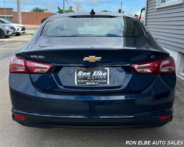 2022 Chevrolet Malibu LT - Photo 9 - Macomb, IL 61455