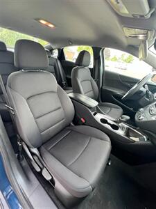2022 Chevrolet Malibu LT - Photo 11 - Macomb, IL 61455