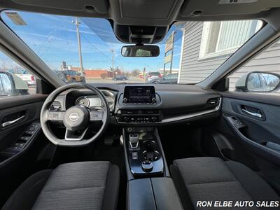 2023 Nissan Rogue SV - Photo 14 - Macomb, IL 61455