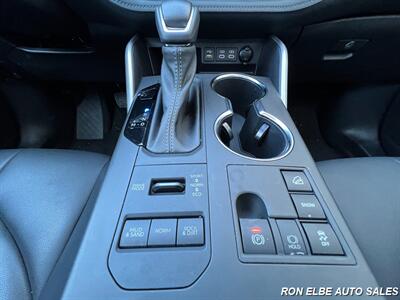 2023 Toyota Highlander XLE - Photo 21 - Macomb, IL 61455