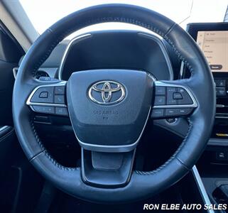 2023 Toyota Highlander XLE - Photo 18 - Macomb, IL 61455