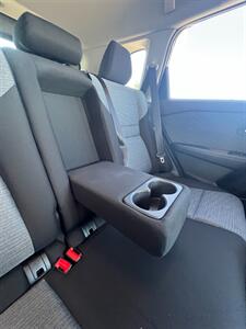 2023 Nissan Rogue SV   - Photo 13 - Macomb, IL 61455