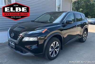 2023 Nissan Rogue SV   - Photo 1 - Macomb, IL 61455
