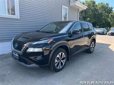 2023 Nissan Rogue SV   - Photo 2 - Macomb, IL 61455