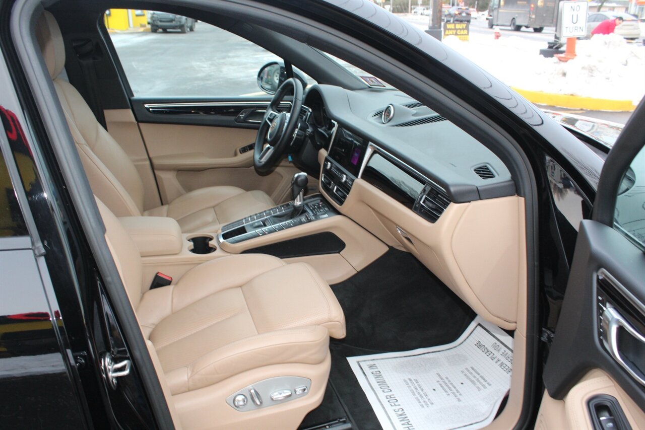 2020 Porsche Macan - Photo 14 - Red Bank, NJ 07701