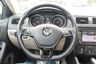 2015 Volkswagen Jetta SE   - Photo 6 - Red Bank, NJ 07701