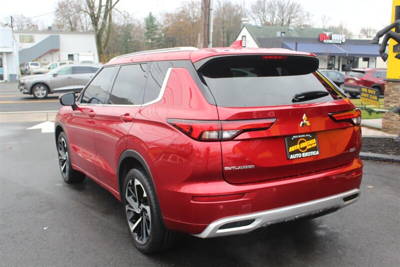 2022 Mitsubishi Outlander SEL Special Edition  