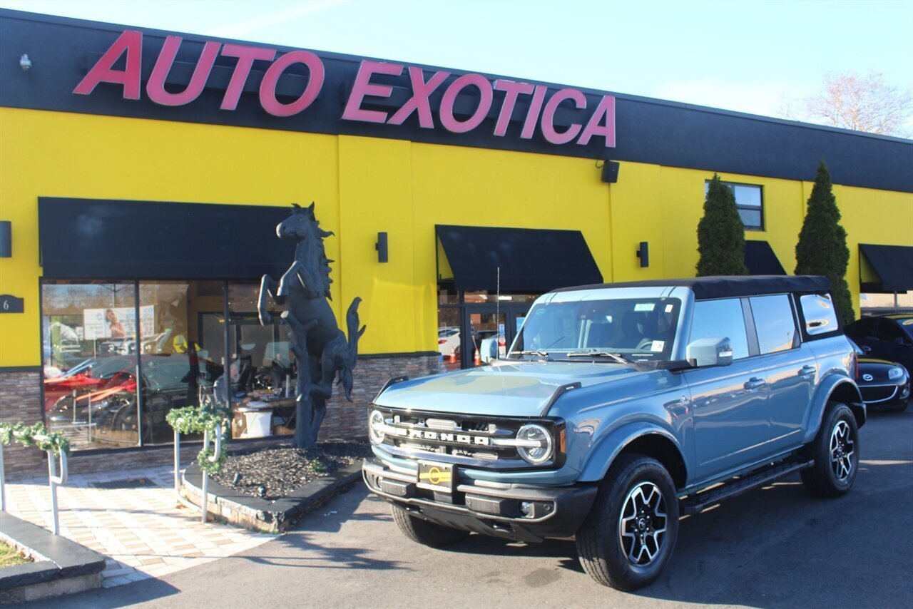 2021 Ford Bronco Outer Banks   - Photo 1 - Red Bank, NJ 07701