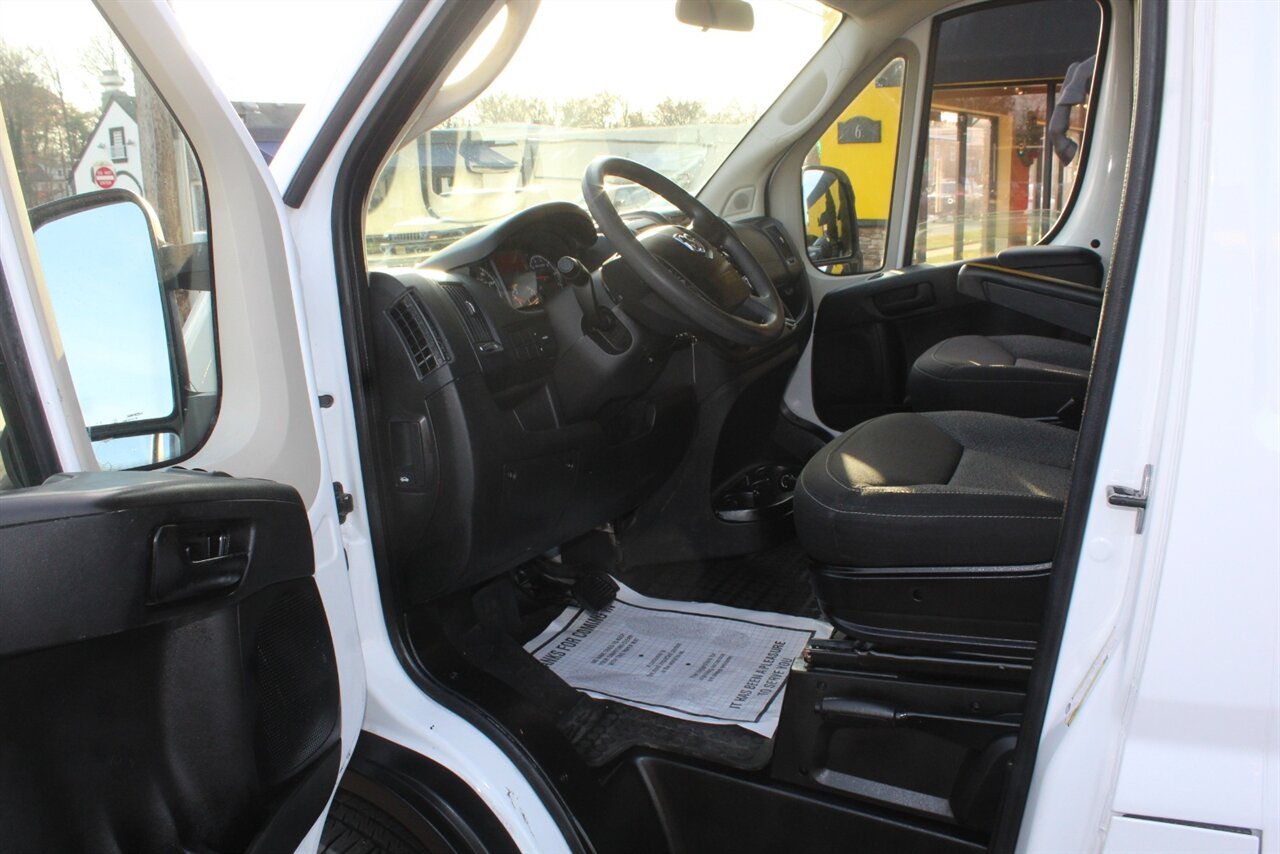 2019 RAM ProMaster 2500 Cargo - Photo 9 - Red Bank, NJ 07701