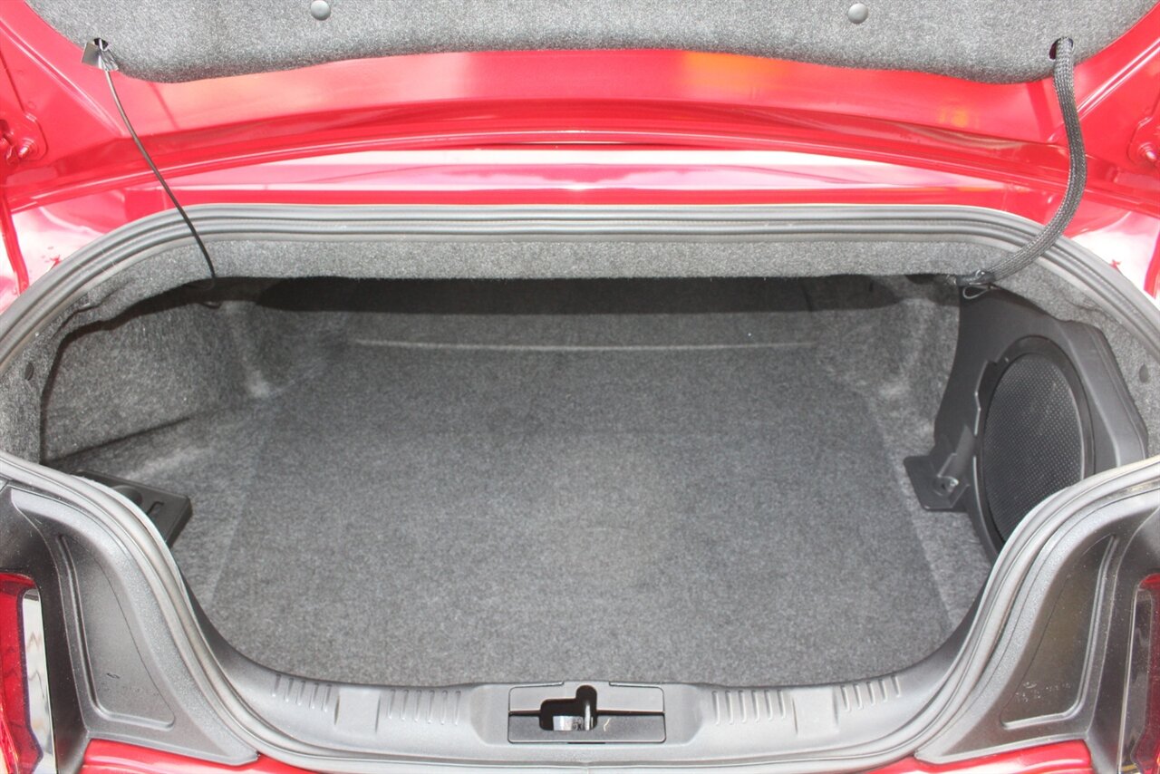 2021 Ford Mustang EcoBoost Premium - Photo 25 - Red Bank, NJ 07701