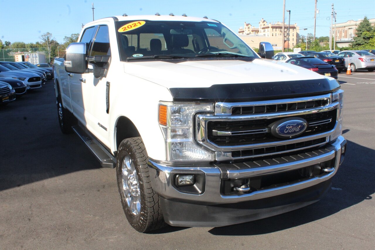 2021 Ford F-350 Super Duty Lariat - Photo 4 - Red Bank, NJ 07701